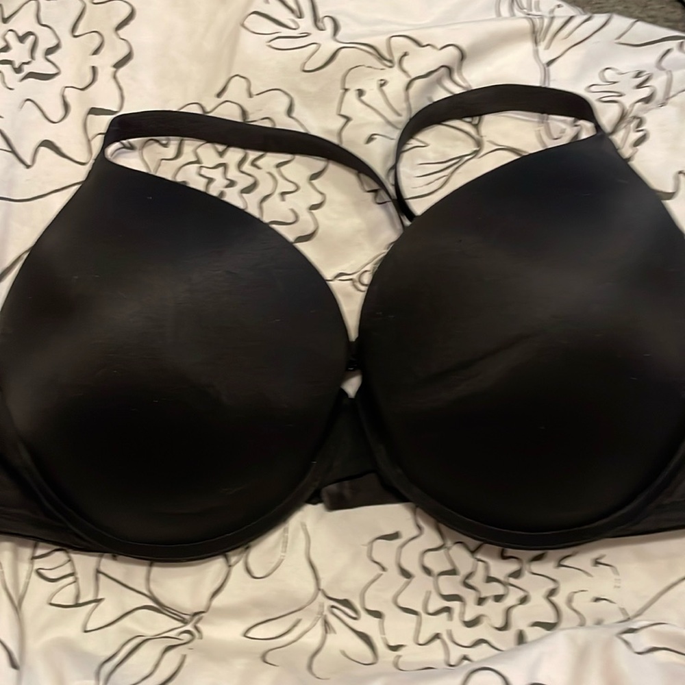 Padded, push up VS bra